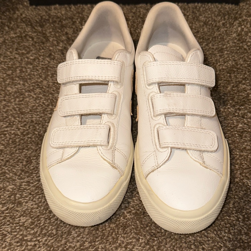 Veja shoes